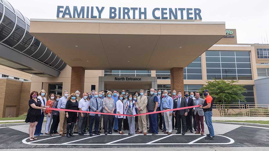 Floyd Designates Entrance to Family Birth Center