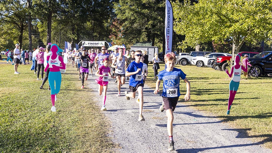 Late Sign-up Deal Available for Paper Doll Parade and Road Race