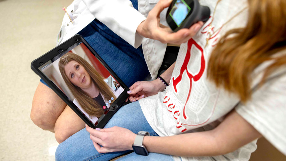 Atrium Health Floyd Continues Its Support of Area Schools