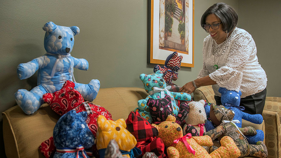 Sewing Group Donates Bears to Heyman HospiceCare at Floyd
